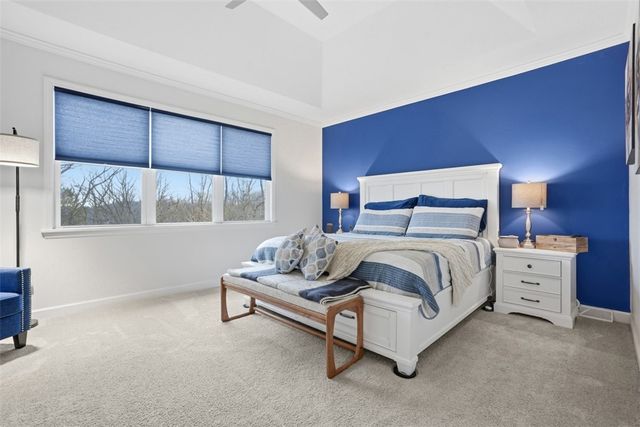 9330 Peebles Rd, Mccandless, PA 15101