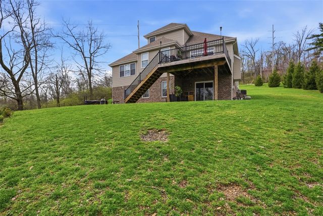 9330 Peebles Rd, Mccandless, PA 15101