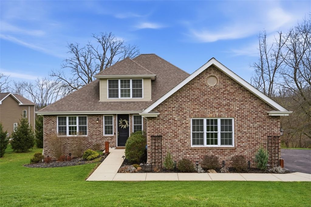 9330 Peebles Rd, Mccandless, PA 15101