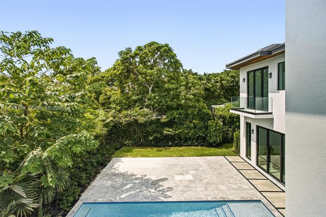 9840 SW 73rd Court, Pinecrest, FL 33156