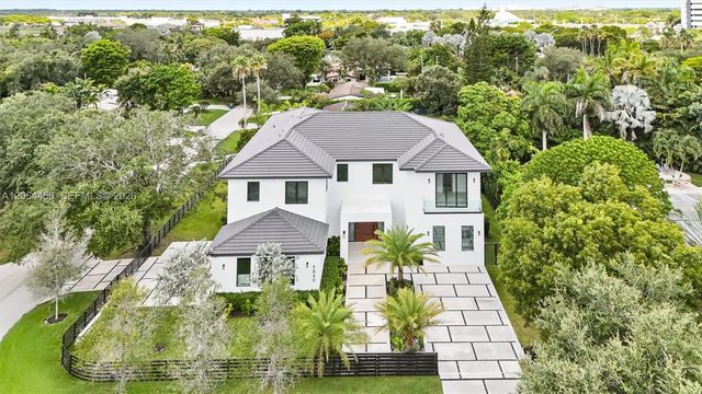 9840 SW 73rd Court, Pinecrest, FL 33156