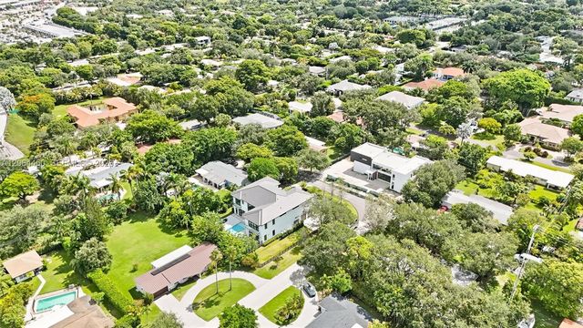 9840 SW 73rd Court, Pinecrest, FL 33156