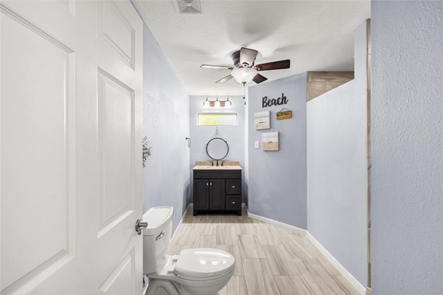 507 Stephen F Austin Drive, Conroe, TX 77302