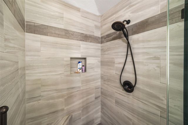 507 Stephen F Austin Drive, Conroe, TX 77302
