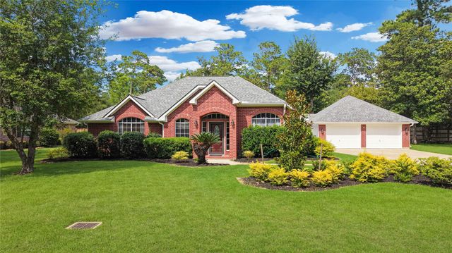 507 Stephen F Austin Drive, Conroe, TX 77302