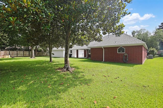 507 Stephen F Austin Drive, Conroe, TX 77302