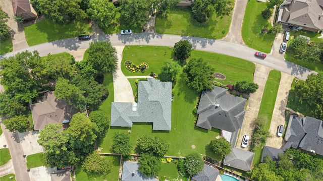 507 Stephen F Austin Drive, Conroe, TX 77302