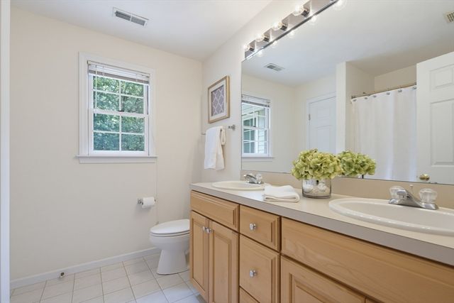 27 Great Pond Dr, Boxford, MA 01921