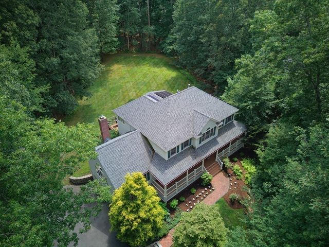 27 Great Pond Dr, Boxford, MA 01921