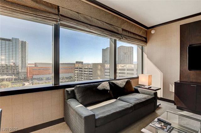 2600 West Harmon Avenue 9015, Las Vegas, NV 89158