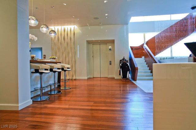 2600 West Harmon Avenue 9015, Las Vegas, NV 89158