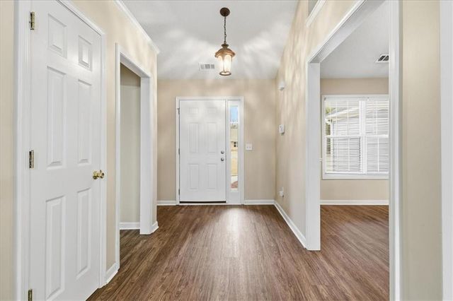 821 Beranda Circle, Douglasville, GA 30134