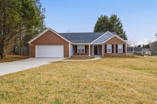 821 Beranda Circle, Douglasville, GA 30134