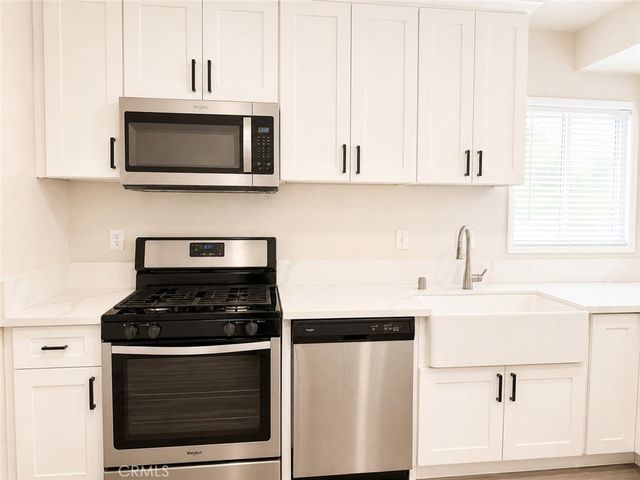 1260 N Grove Avenue, Upland, CA 91786
