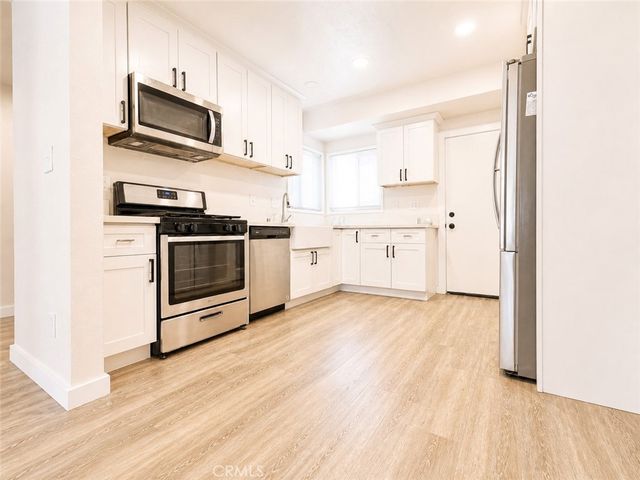 1260 N Grove Avenue, Upland, CA 91786