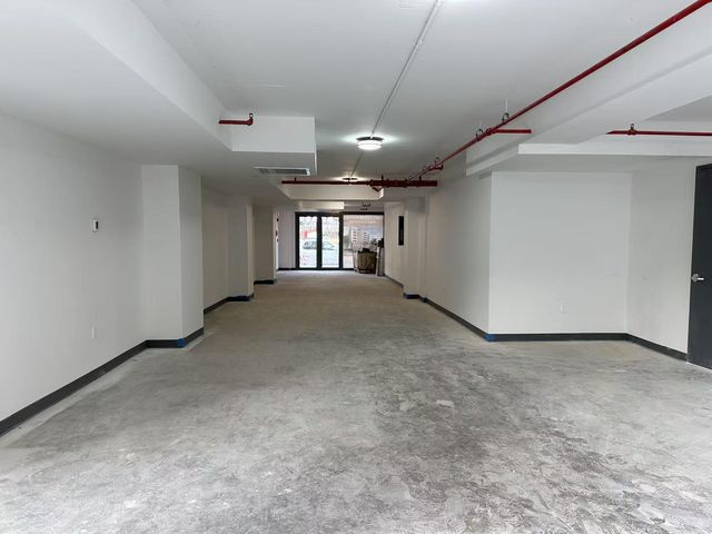 13680 41 Avenue 1B, Flushing, NY 11355