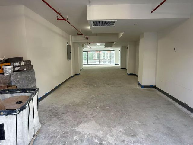 13680 41 Avenue 1B, Flushing, NY 11355