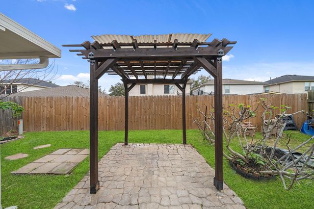 5726 Westminster Village Drive, Houston, TX 77084