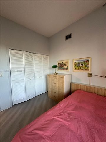 7472 La Paz Blvd 301, Boca Raton, FL 33433