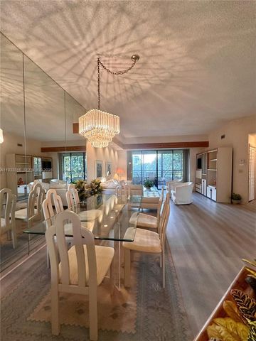 7472 La Paz Blvd 301, Boca Raton, FL 33433