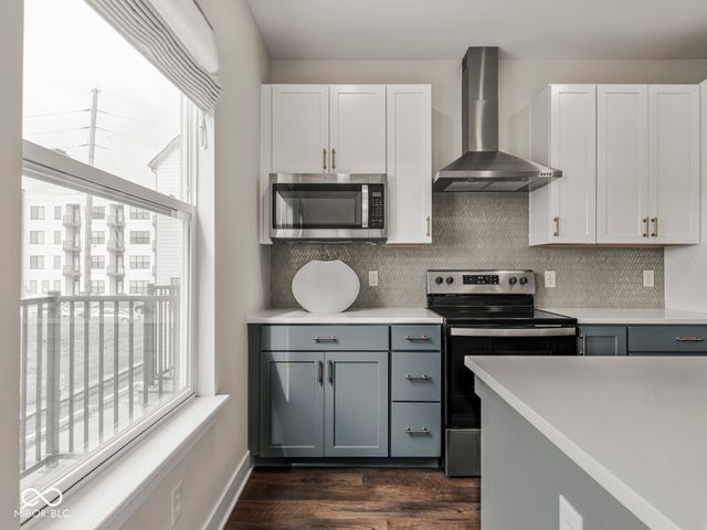 1533 Tannery Way, Indianapolis, IN 46202