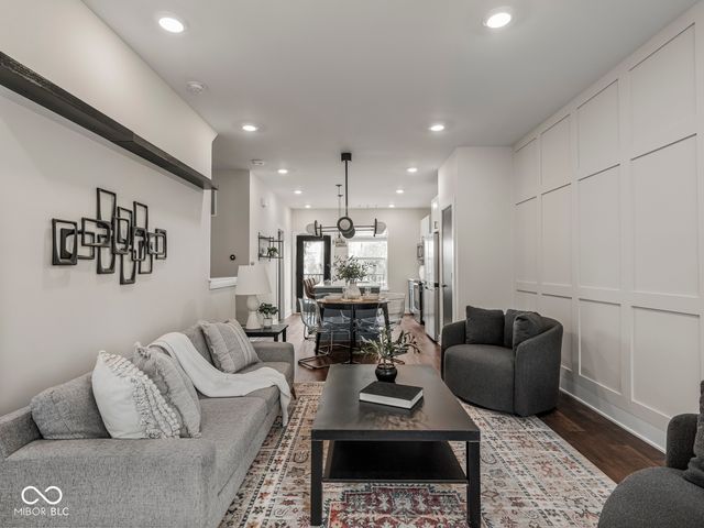 1533 Tannery Way, Indianapolis, IN 46202