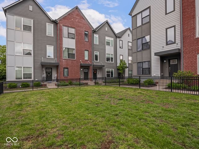 1533 Tannery Way, Indianapolis, IN 46202