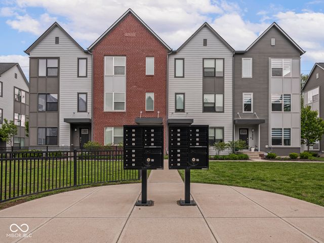 1533 Tannery Way, Indianapolis, IN 46202