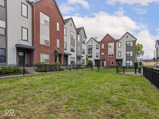 1533 Tannery Way, Indianapolis, IN 46202