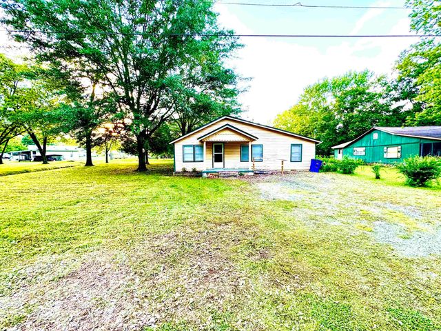 311 E College St., Beebe, AR 72012