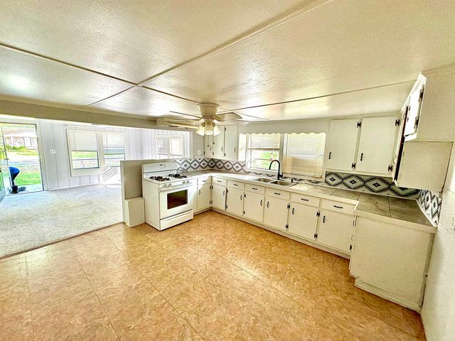 311 E College St., Beebe, AR 72012