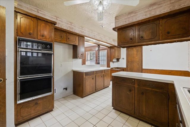 1526 Neptune Lane, Houston, TX 77062