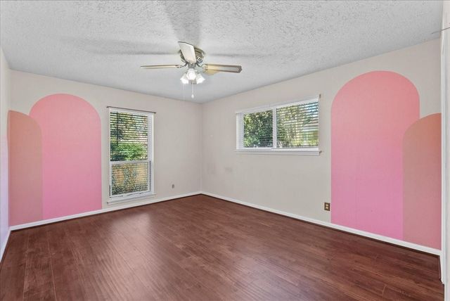 1526 Neptune Lane, Houston, TX 77062