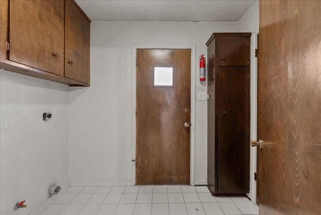 1526 Neptune Lane, Houston, TX 77062