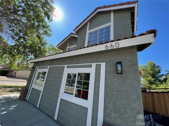 660 E Avenue J10, Lancaster, CA 93535