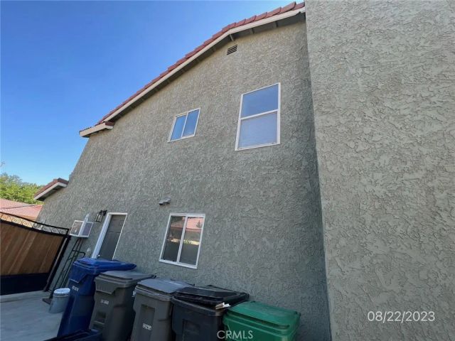 660 E Avenue J10, Lancaster, CA 93535