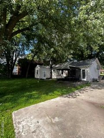 39751 Sylvia Street, Harrison Twp, MI 48045