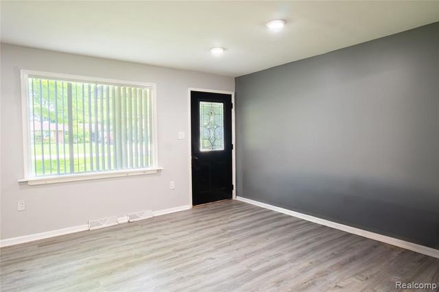 39751 Sylvia Street, Harrison Twp, MI 48045
