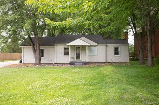 39751 Sylvia Street, Harrison Twp, MI 48045
