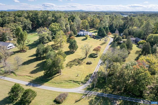 173 LAWSONS FARM DR, Ruckersville, VA 22968