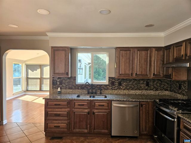 173 LAWSONS FARM DR, Ruckersville, VA 22968