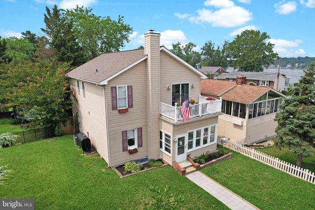 8414 BEDFORD RD, Pasadena, MD 21122