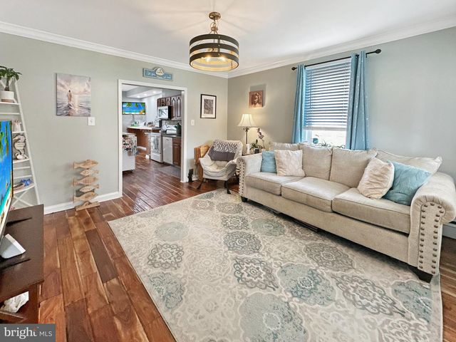 8414 BEDFORD RD, Pasadena, MD 21122