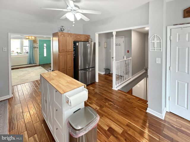 8414 BEDFORD RD, Pasadena, MD 21122