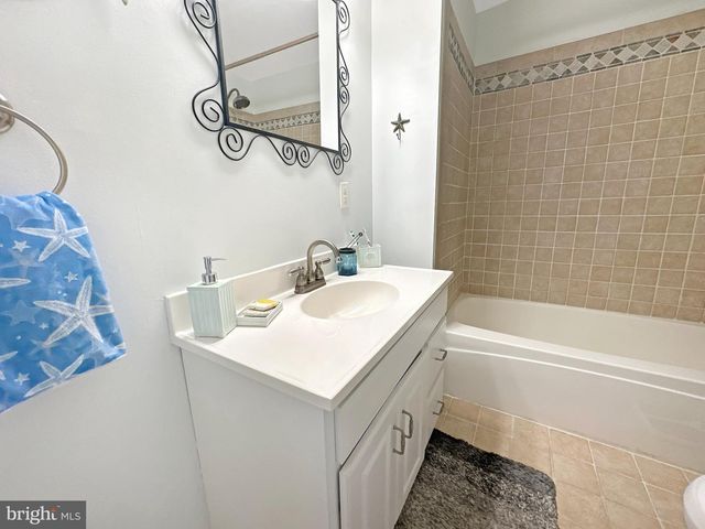 8414 BEDFORD RD, Pasadena, MD 21122
