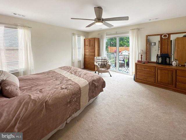 8414 BEDFORD RD, Pasadena, MD 21122