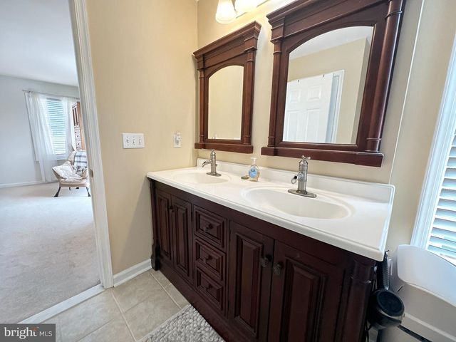 8414 BEDFORD RD, Pasadena, MD 21122
