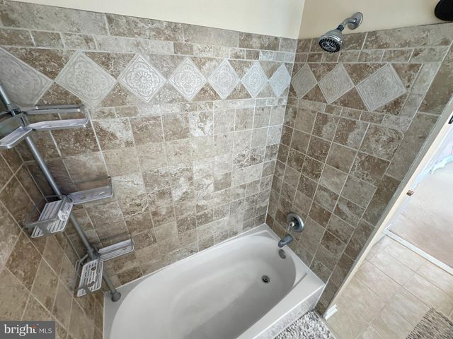 8414 BEDFORD RD, Pasadena, MD 21122