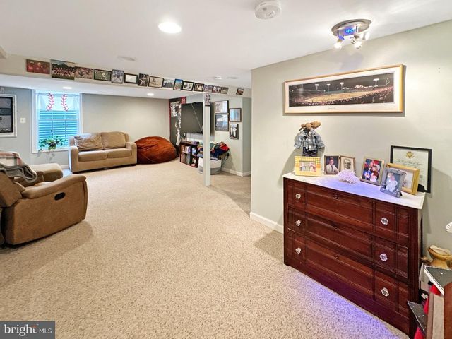 8414 BEDFORD RD, Pasadena, MD 21122