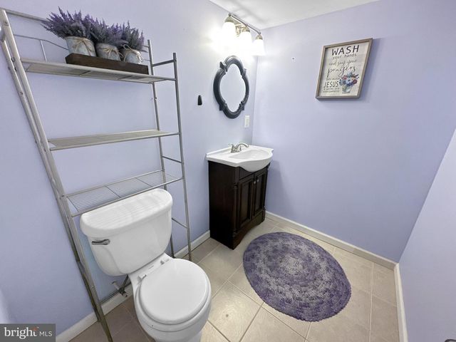 8414 BEDFORD RD, Pasadena, MD 21122